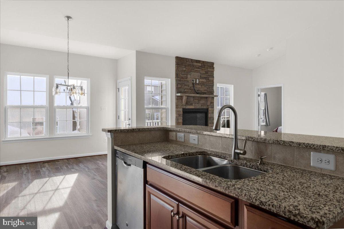 146 Tollerton Trail photo 10