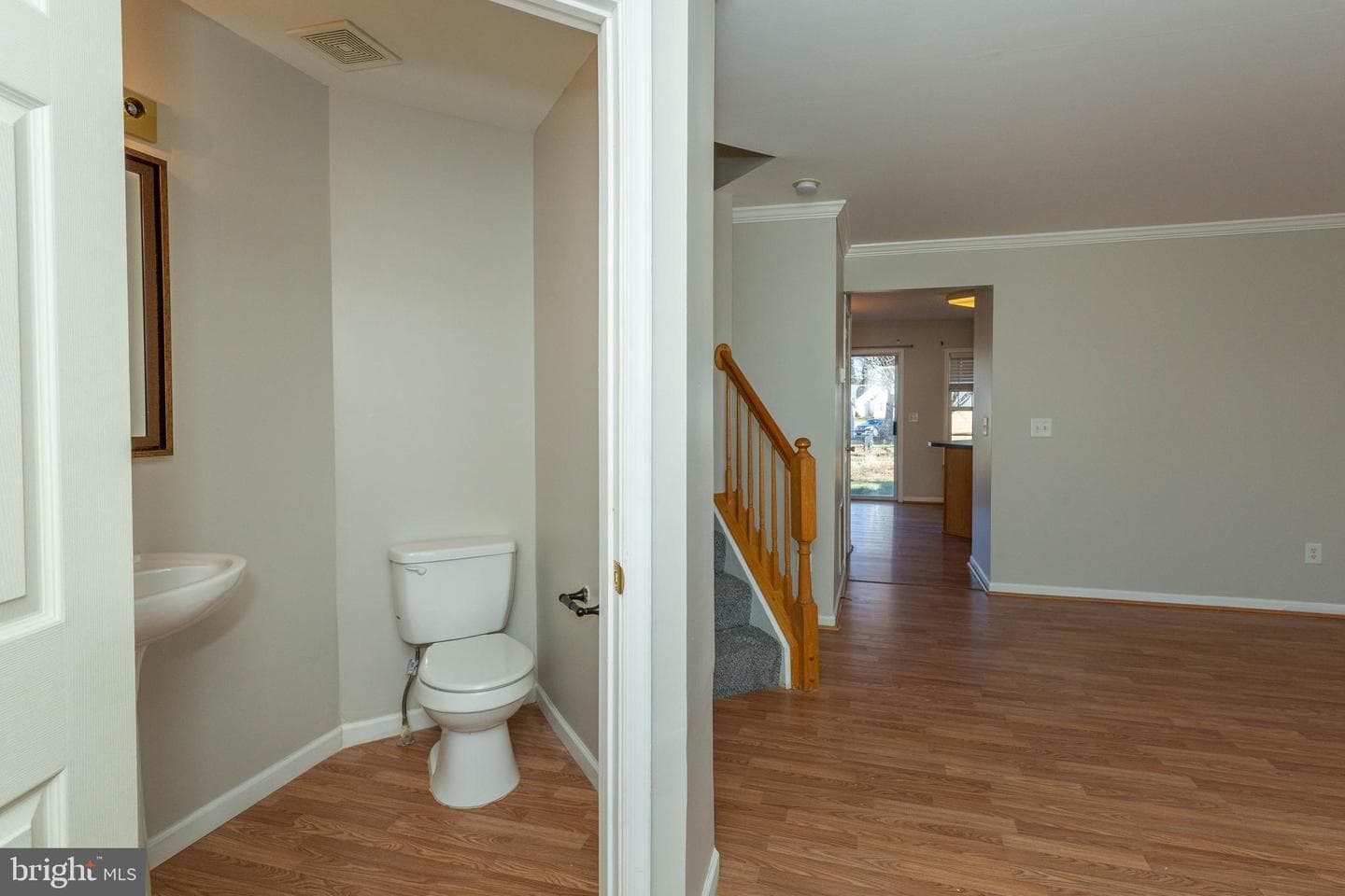 858 Marquette Drive photo 12