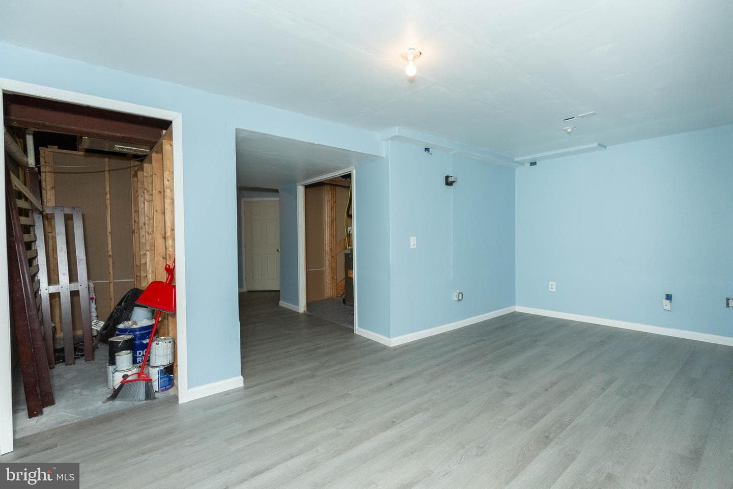 858 Marquette Drive photo 30