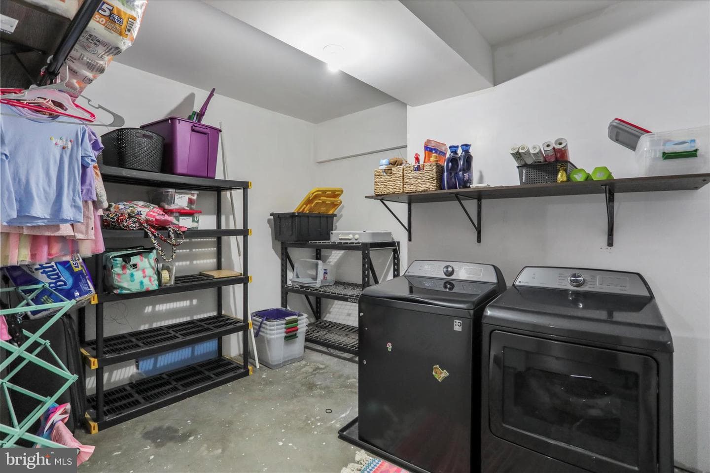 216 Paragon Drive photo 12