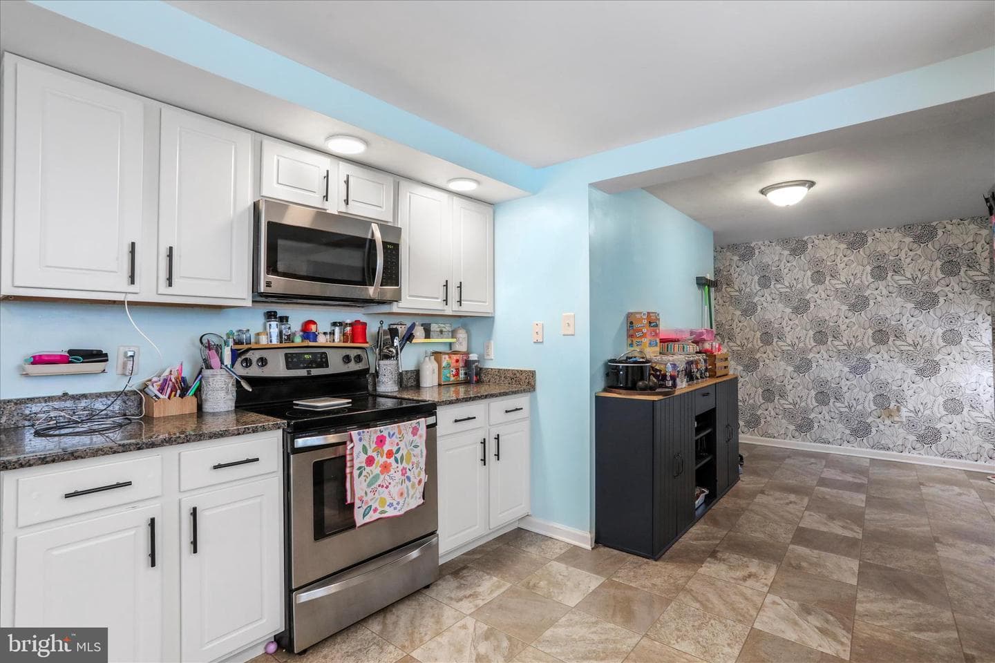 216 Paragon Drive photo 20