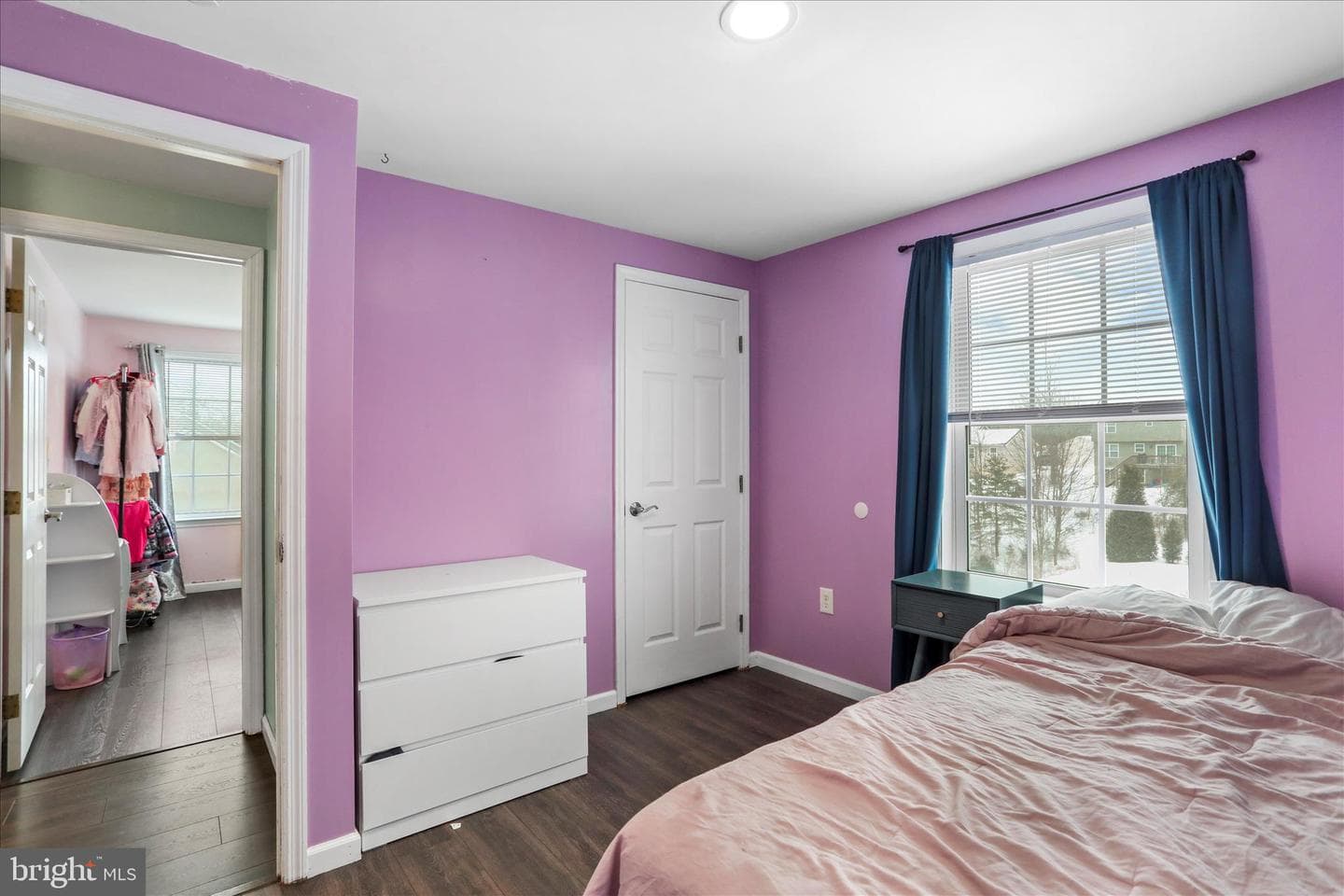 216 Paragon Drive photo 27