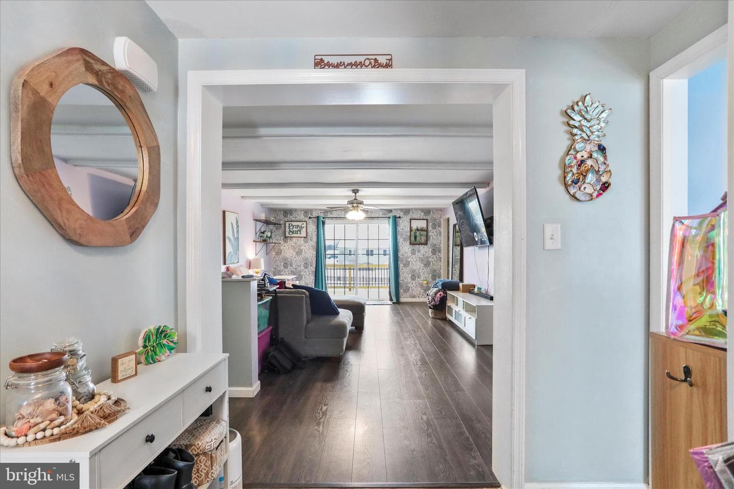 216 Paragon Drive photo 5