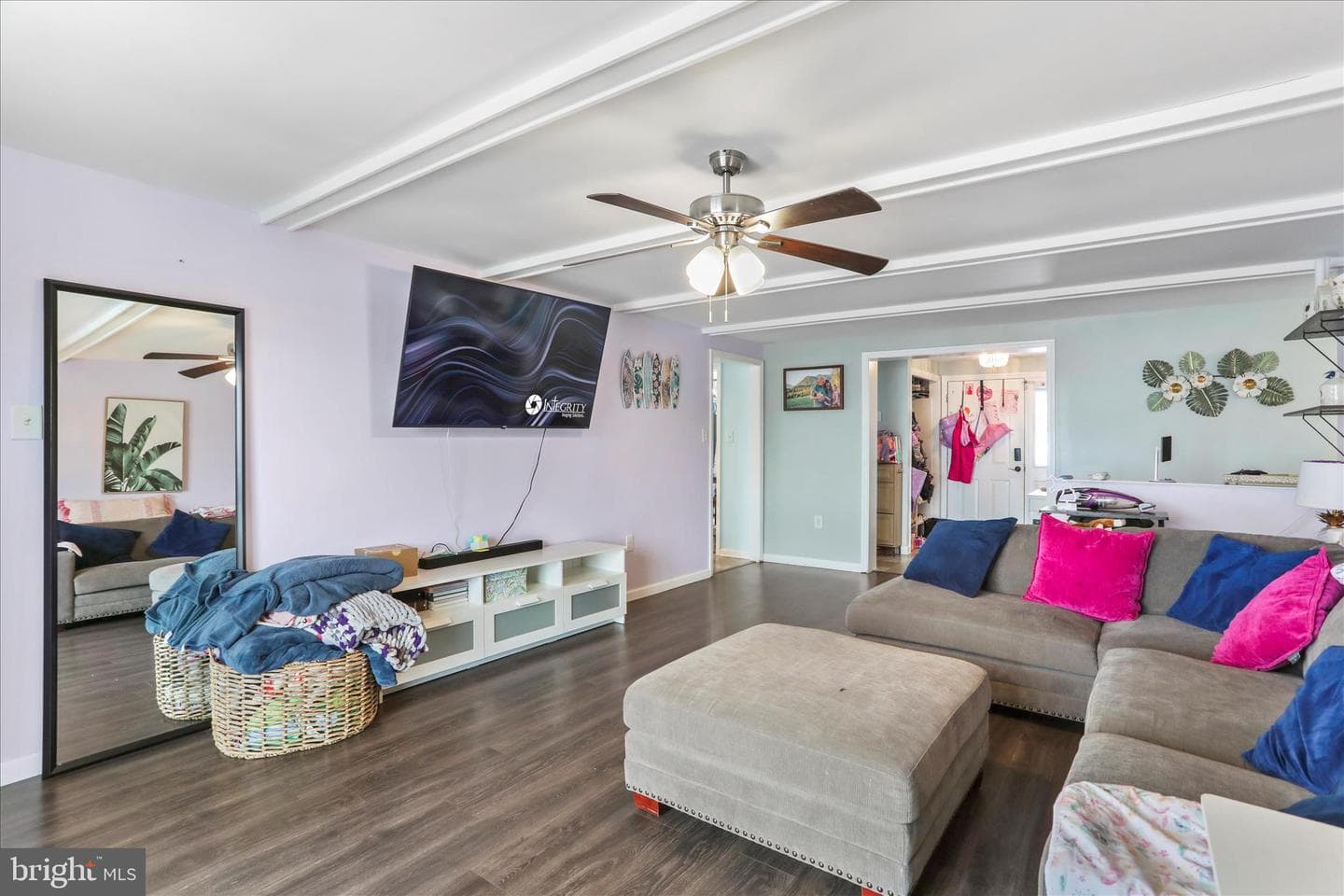 216 Paragon Drive photo 7