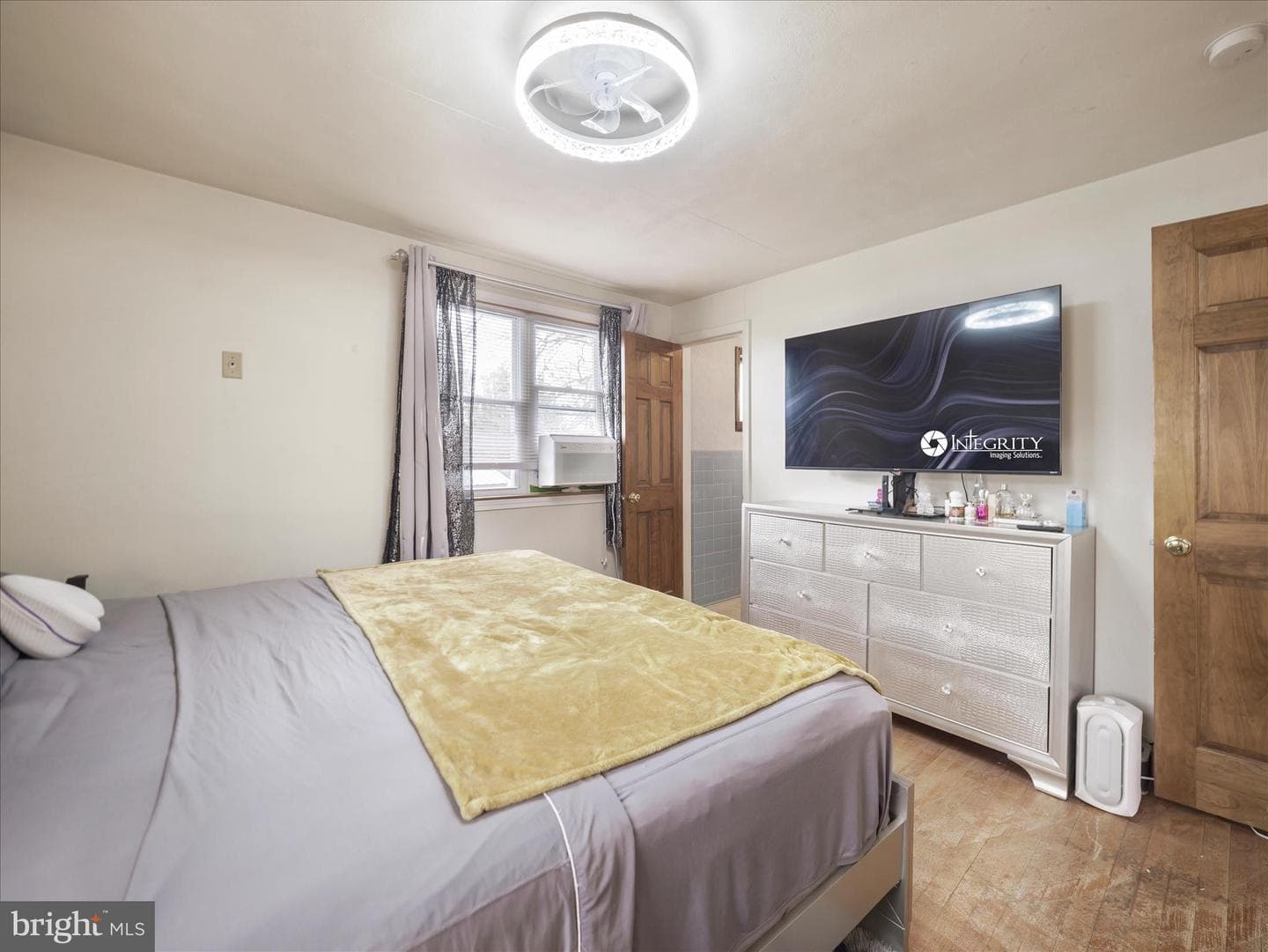 125 Richard Street photo 13