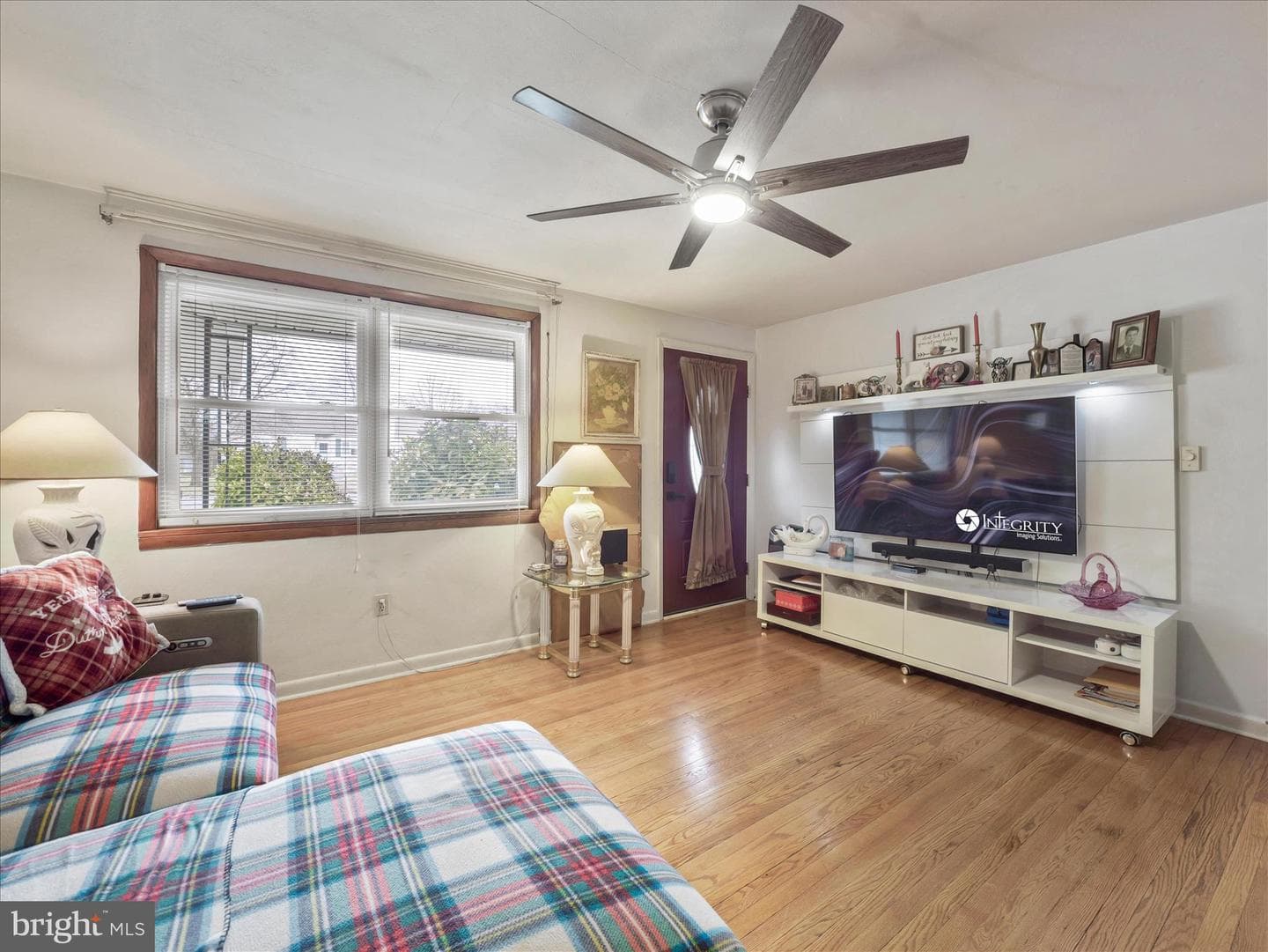 125 Richard Street photo 3