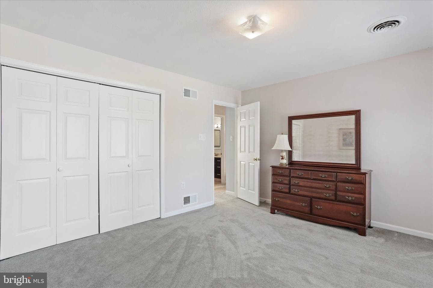 155 Shireoaks Drive photo 29