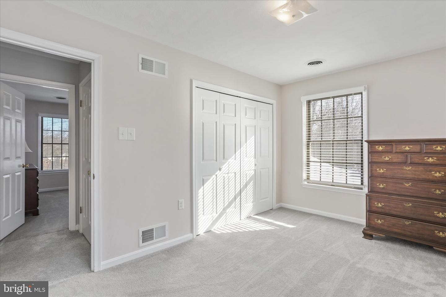 155 Shireoaks Drive photo 31