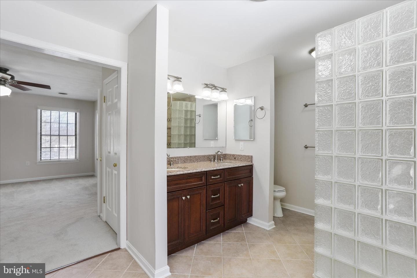 155 Shireoaks Drive photo 38