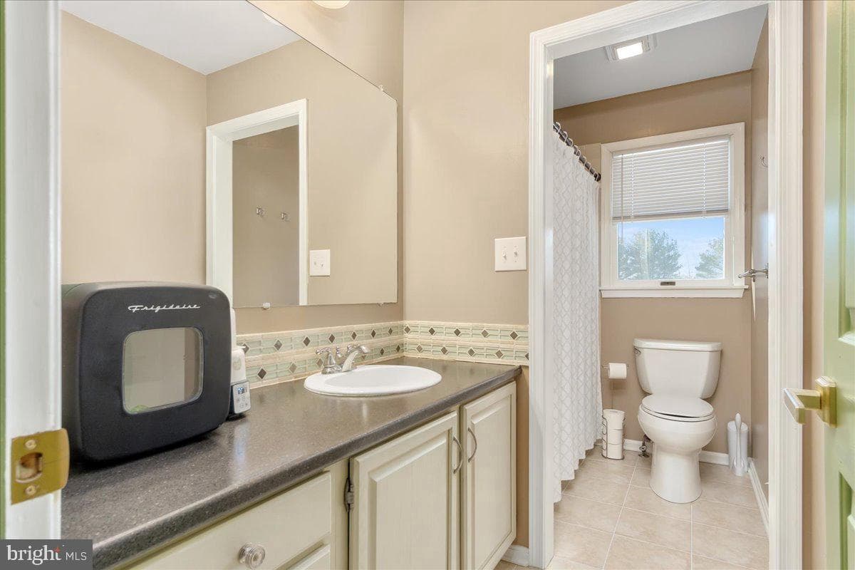 293 Quaint Swan Dale Drive photo 25