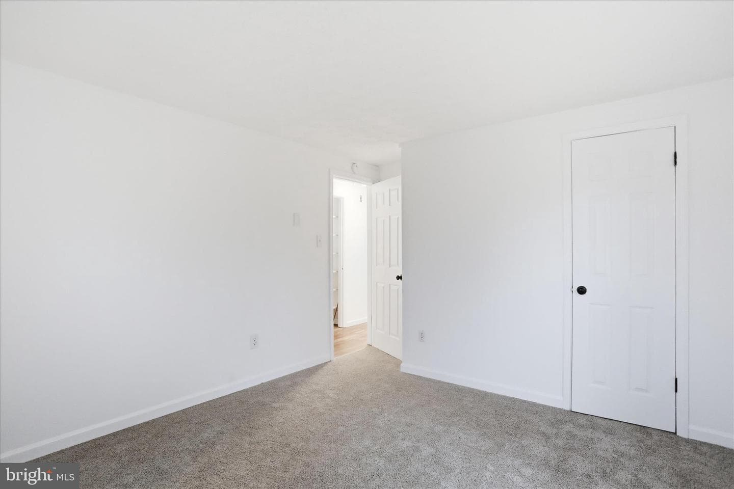 2883 Williamsport Pike photo 19