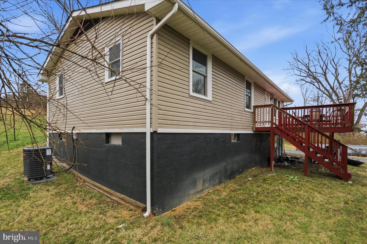 2883 Williamsport Pike photo 3