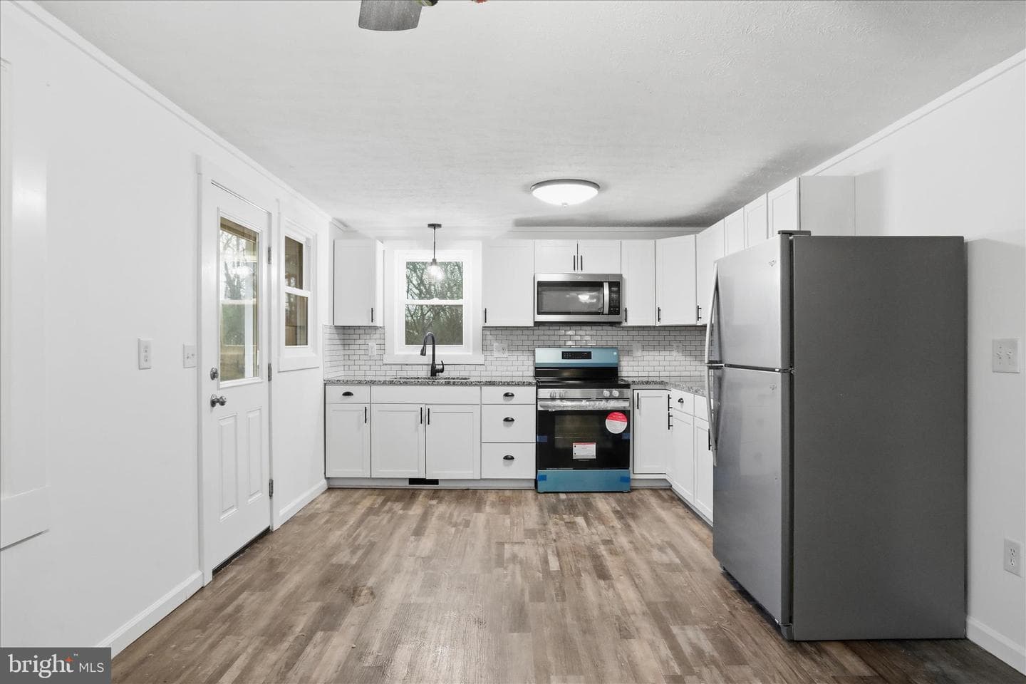 2883 Williamsport Pike photo 9
