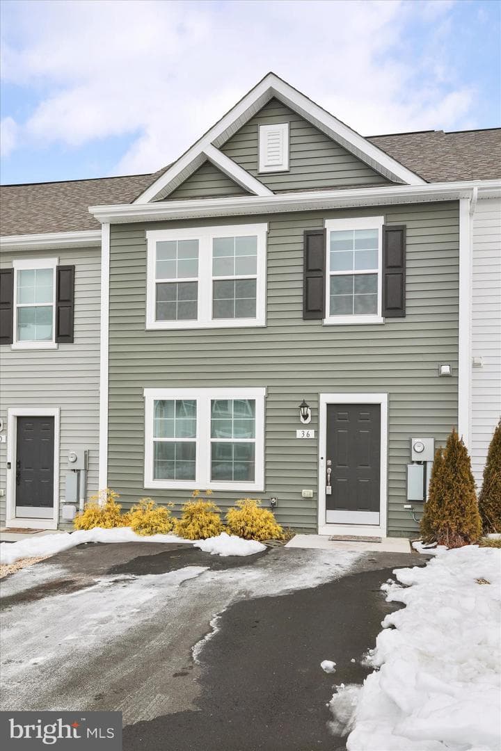 36 Gentle Breeze Drive photo 3