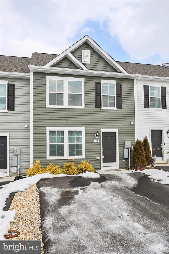 36 Gentle Breeze Drive photo 4