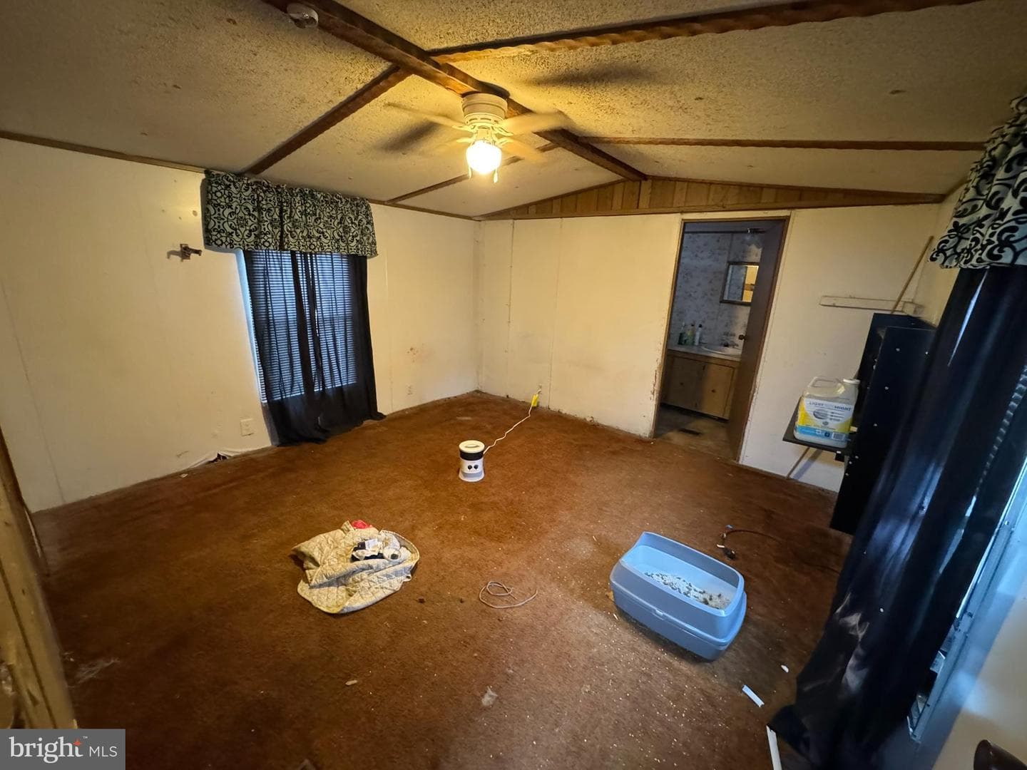 107 Rudolph Court photo 9