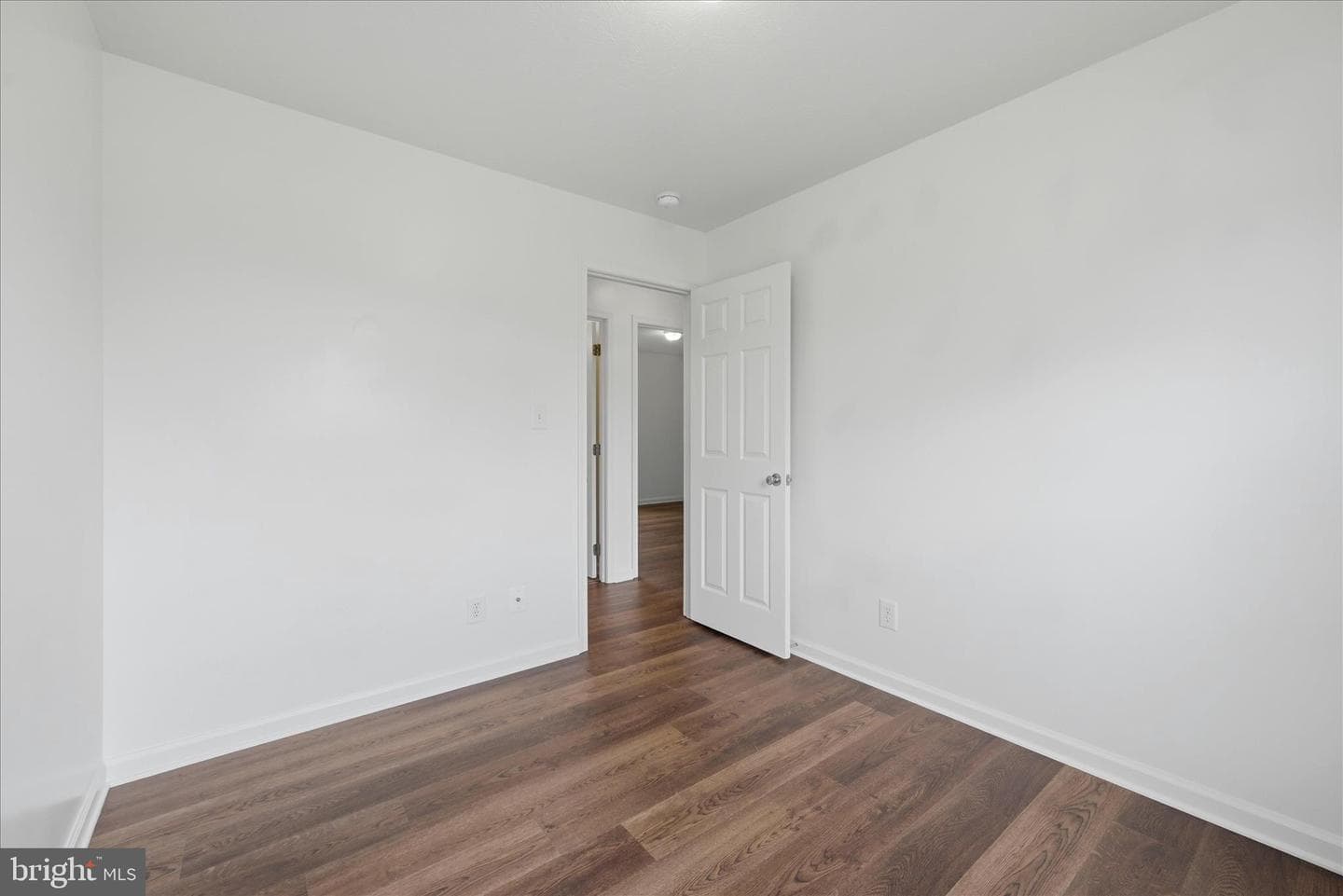 104 Basin Drive photo 13