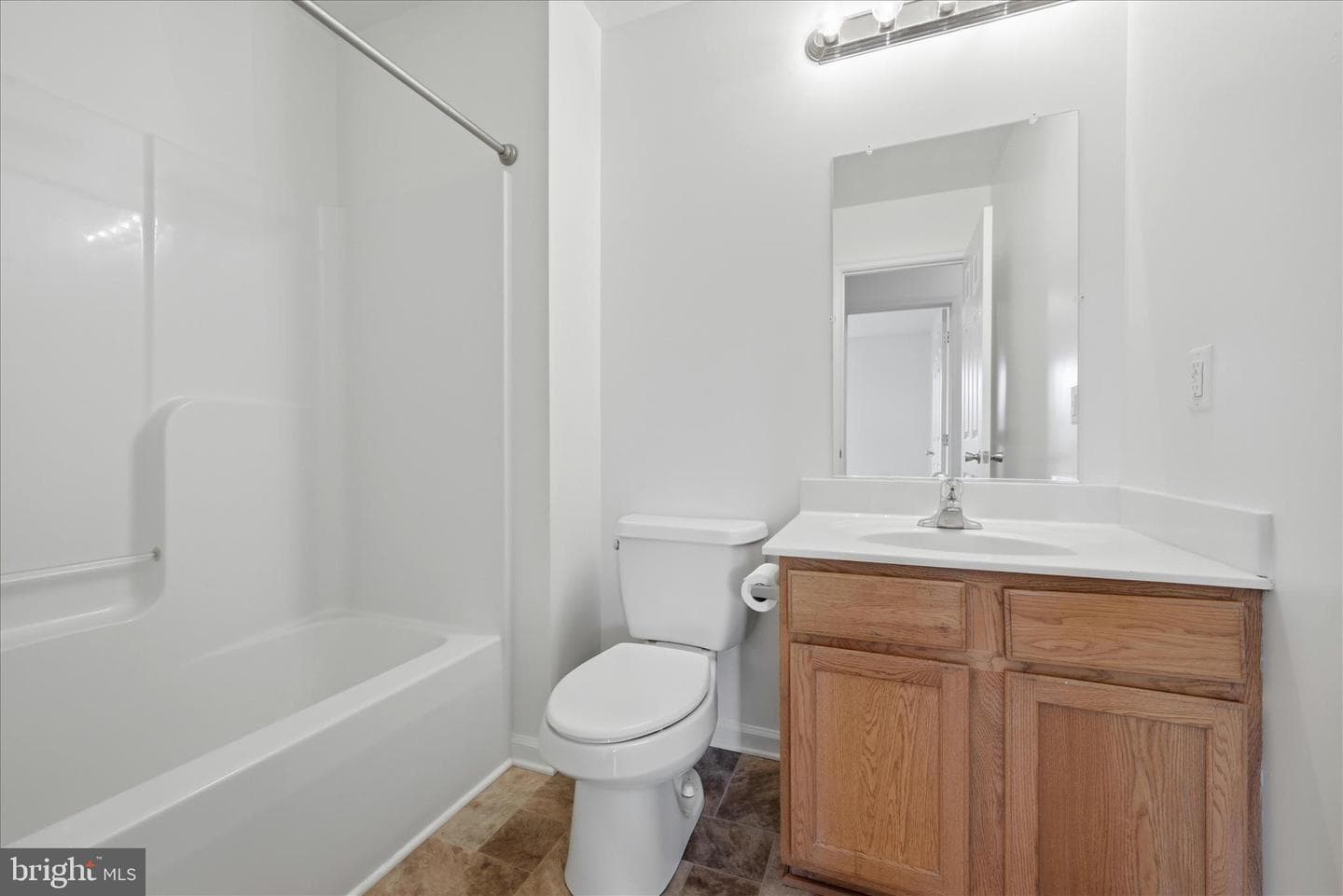 104 Basin Drive photo 16