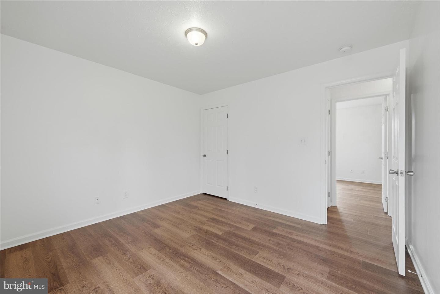 104 Basin Drive photo 18