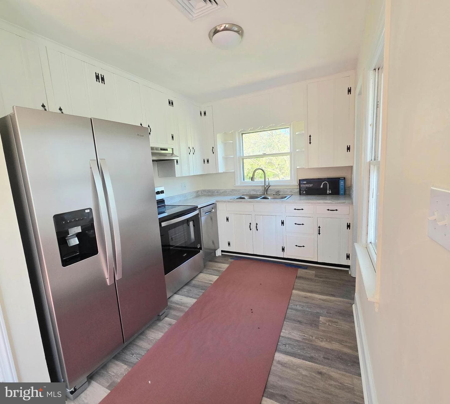 357 Hedrick Avenue photo 17