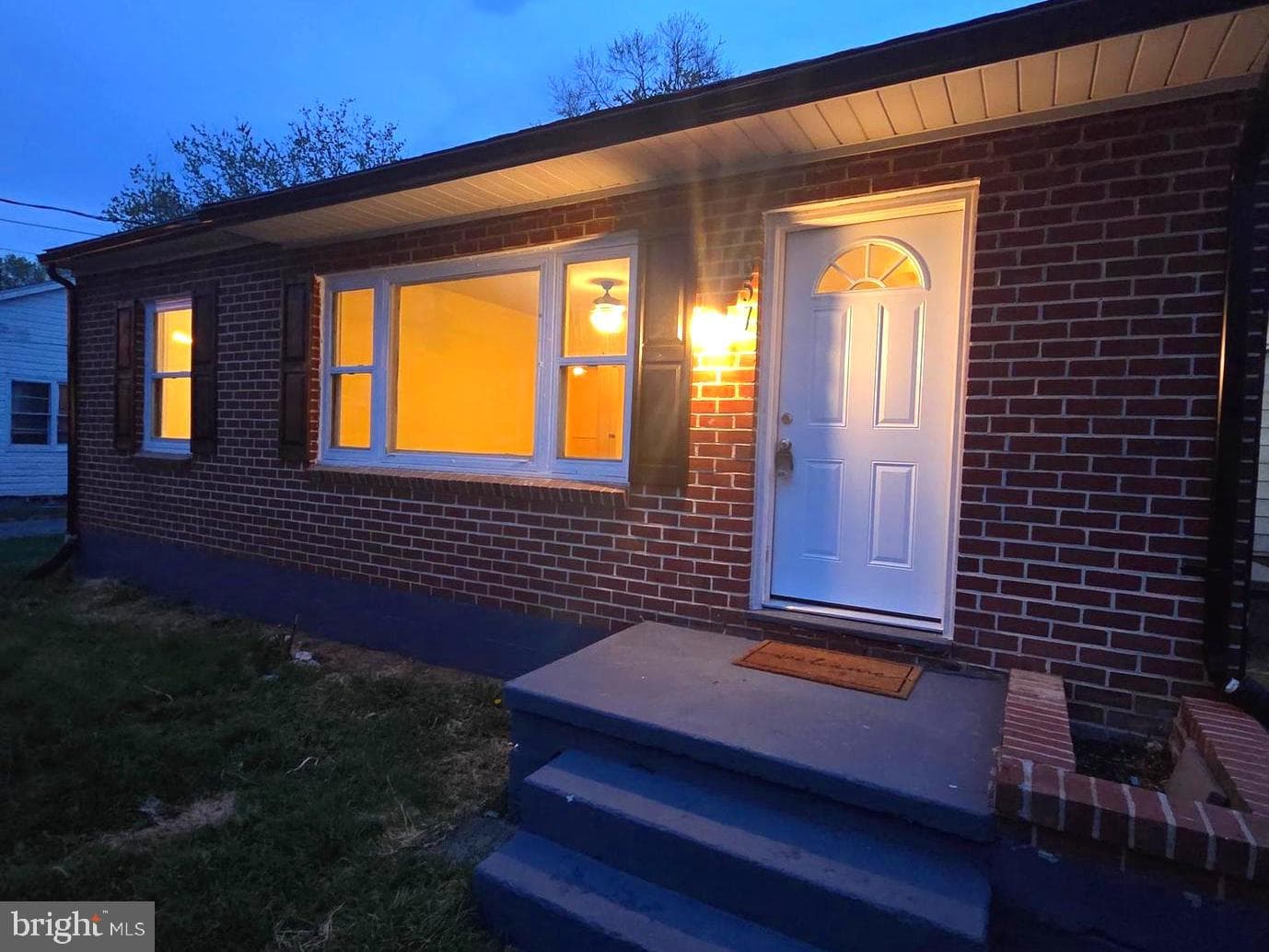 357 Hedrick Avenue photo 3