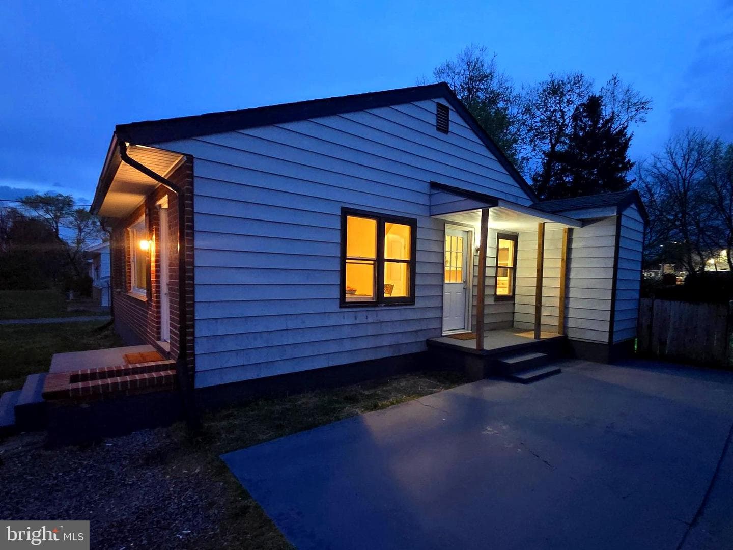 357 Hedrick Avenue photo 4
