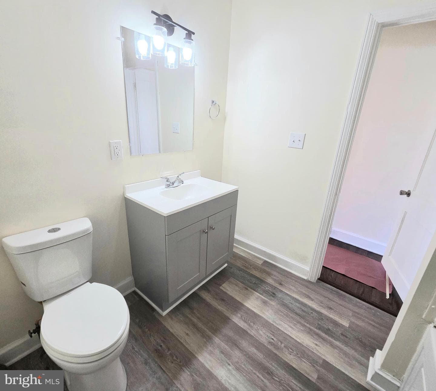 357 Hedrick Avenue photo 43