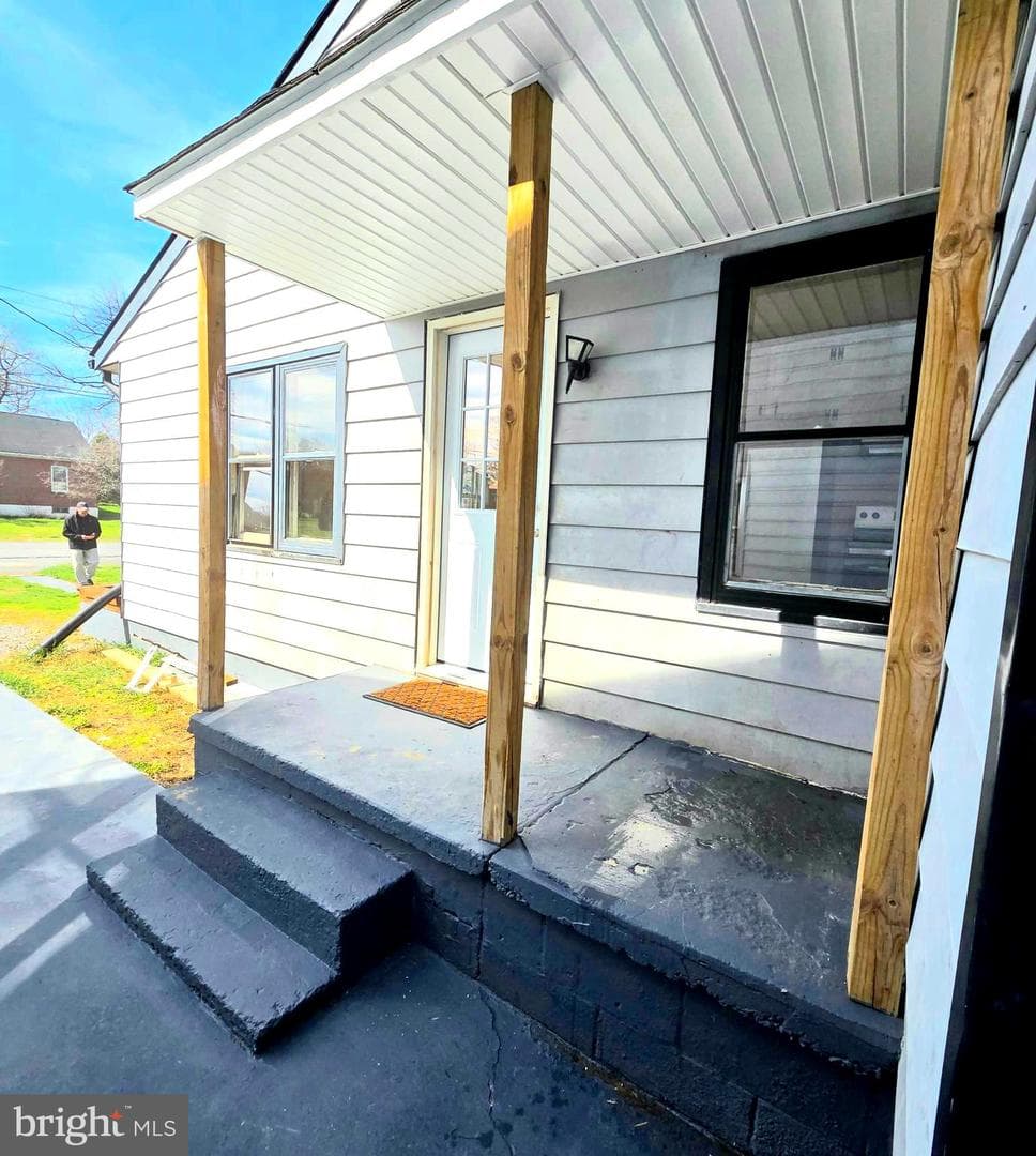 357 Hedrick Avenue photo 7