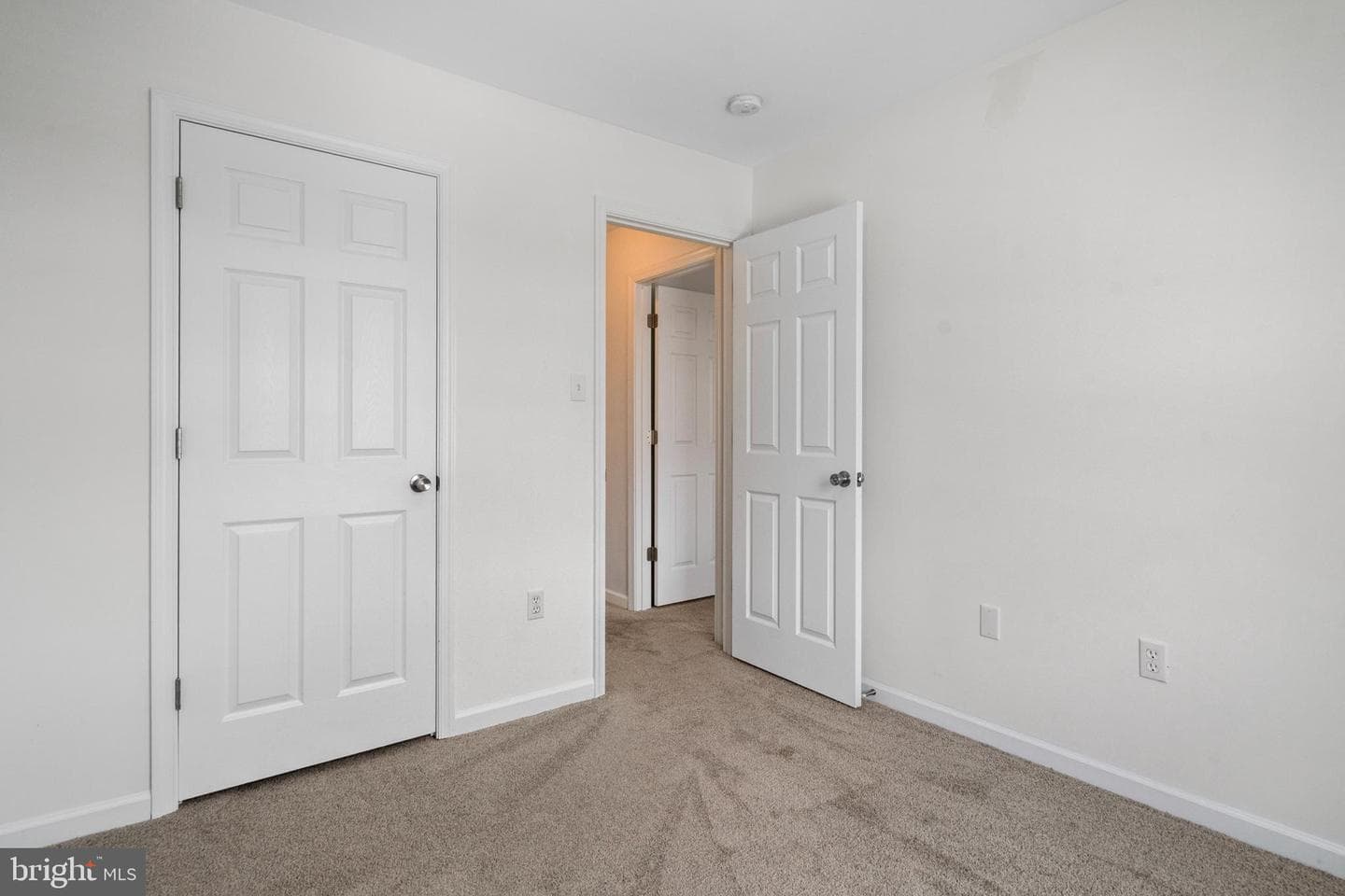 16 Chalk Lane photo 19