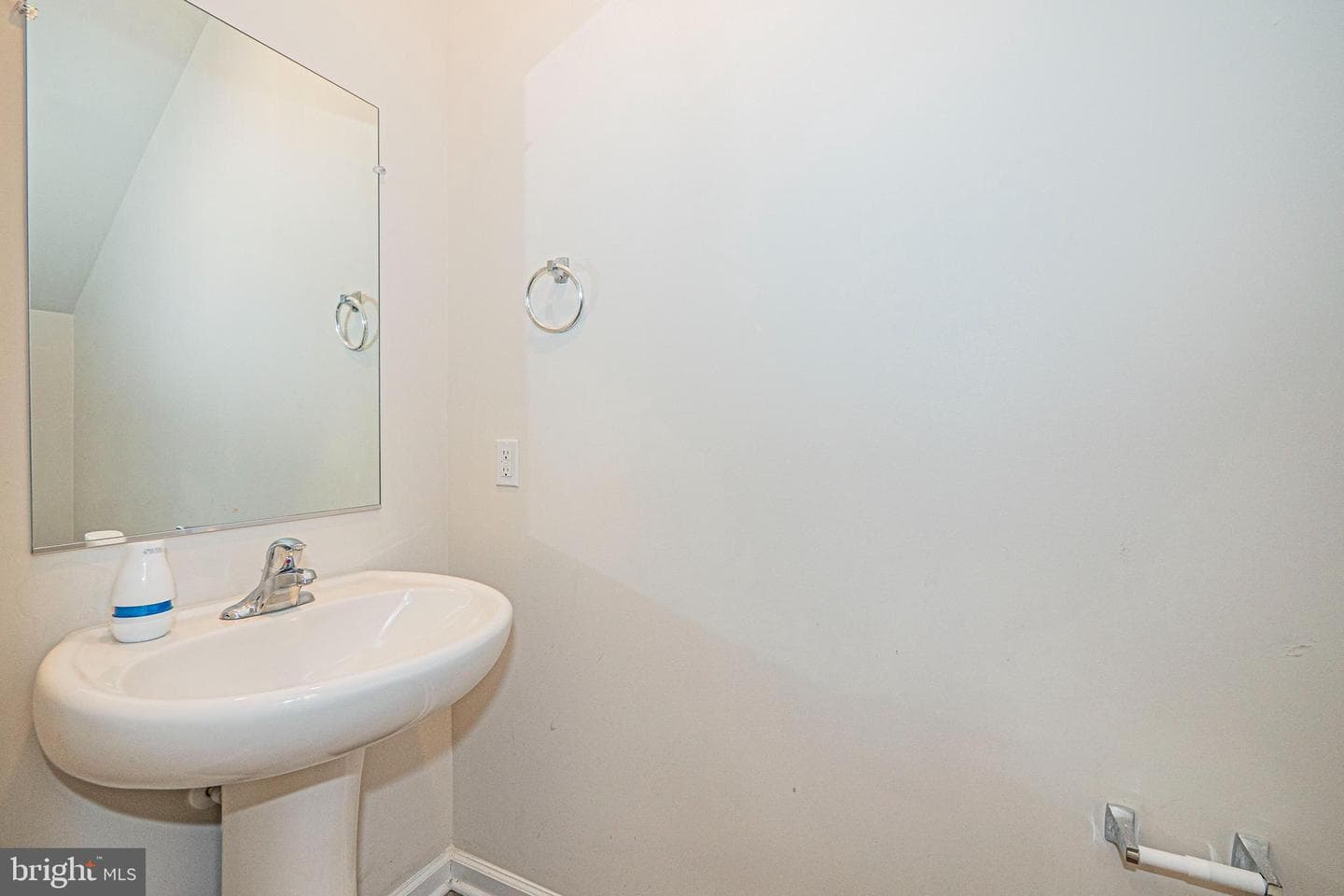 120 Paddington Street photo 11