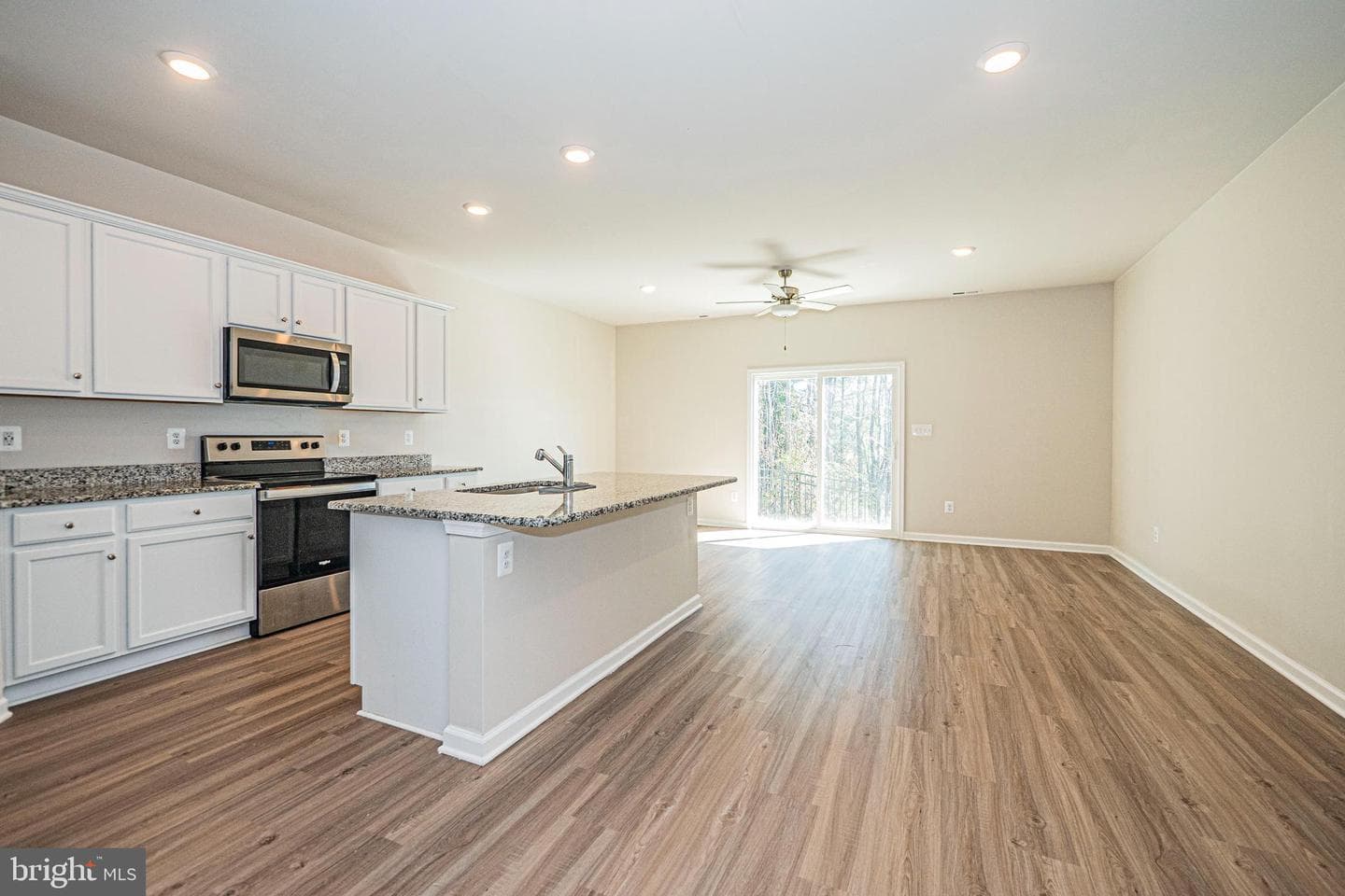 120 Paddington Street, Falling Waters