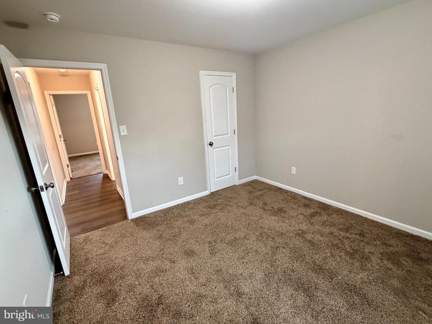 180 Sanibel Way photo 16