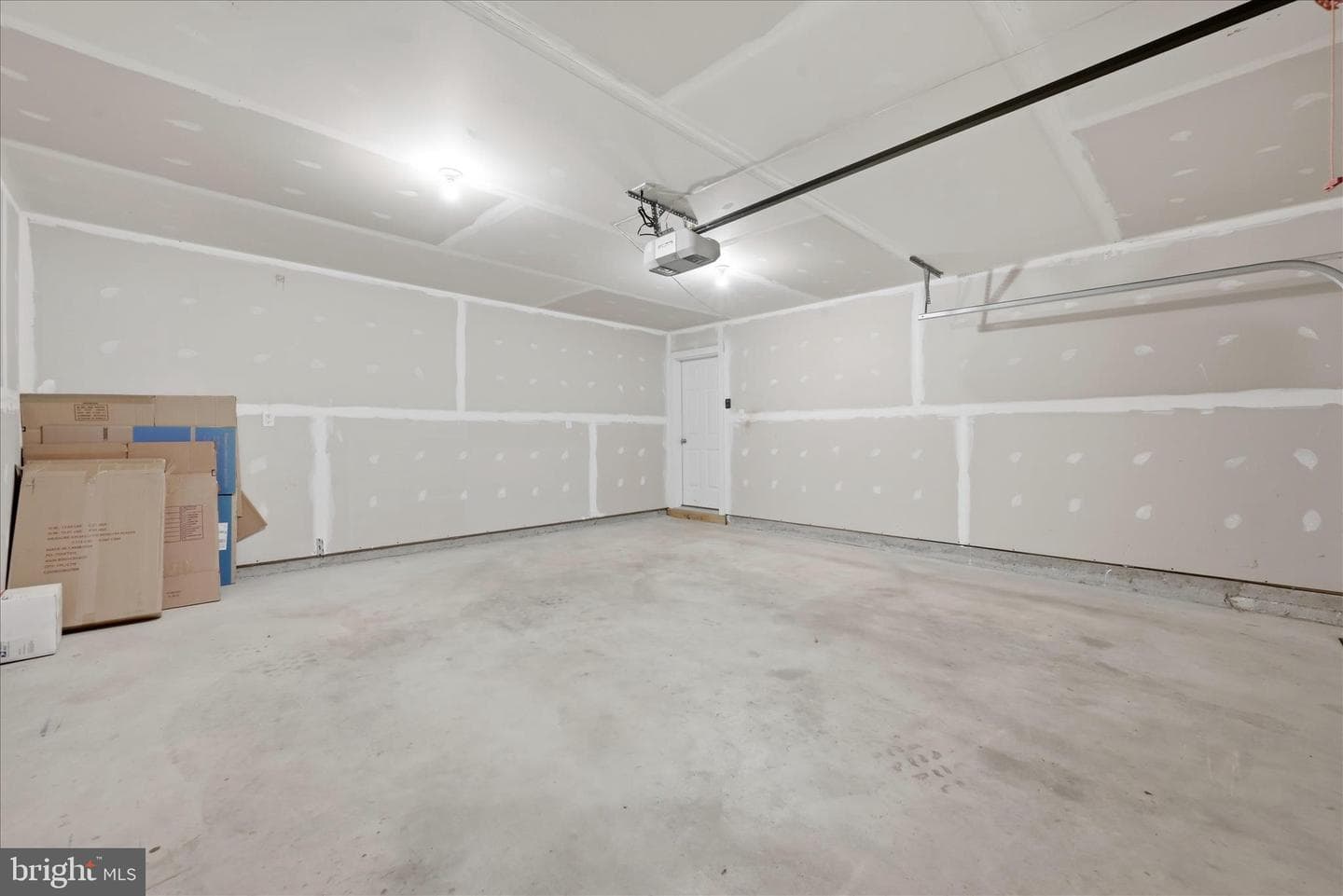 152 Eurasian Drive photo 109