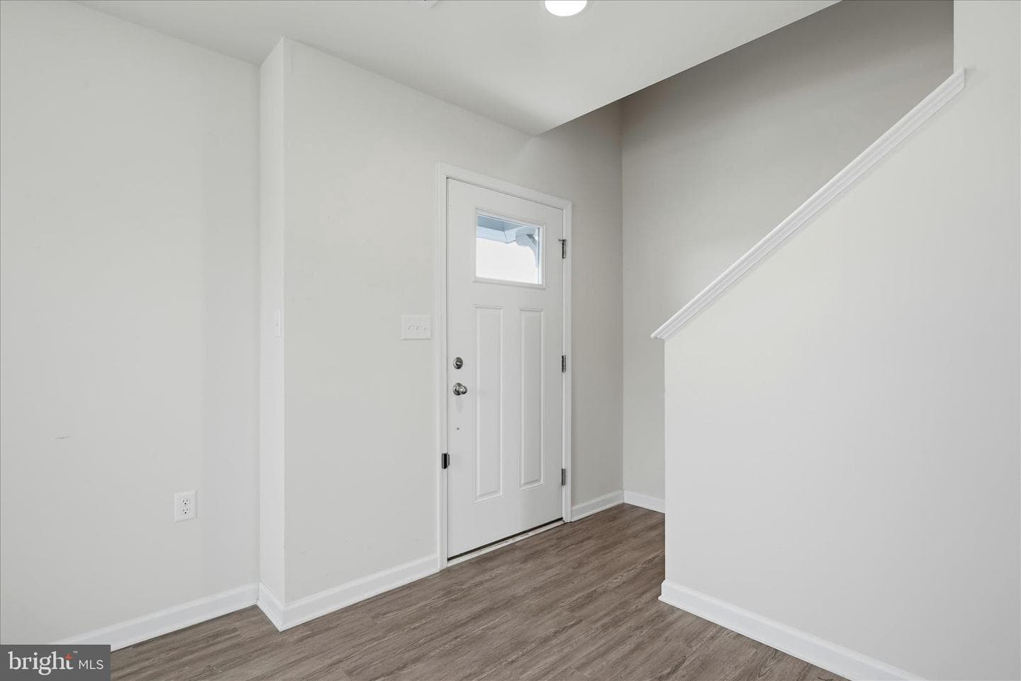 152 Eurasian Drive photo 18