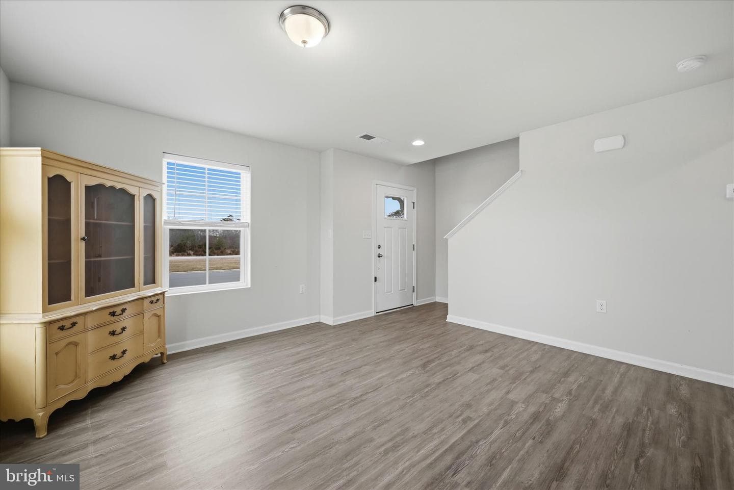 152 Eurasian Drive photo 20