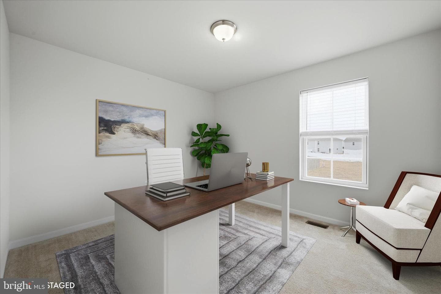 152 Eurasian Drive photo 6