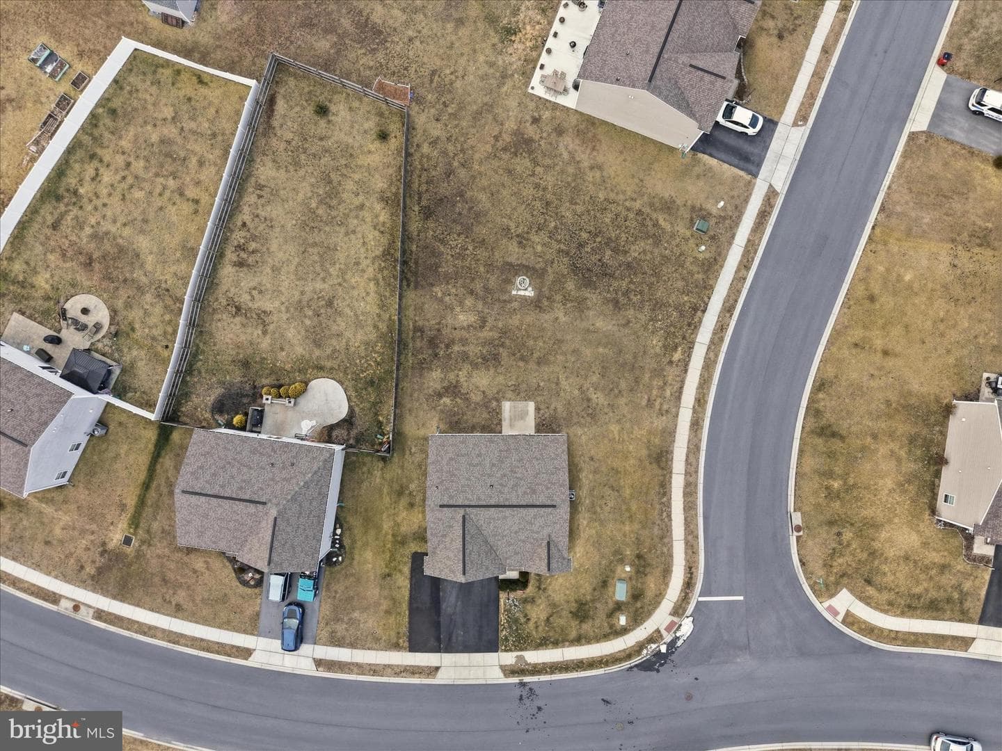 152 Eurasian Drive photo 60