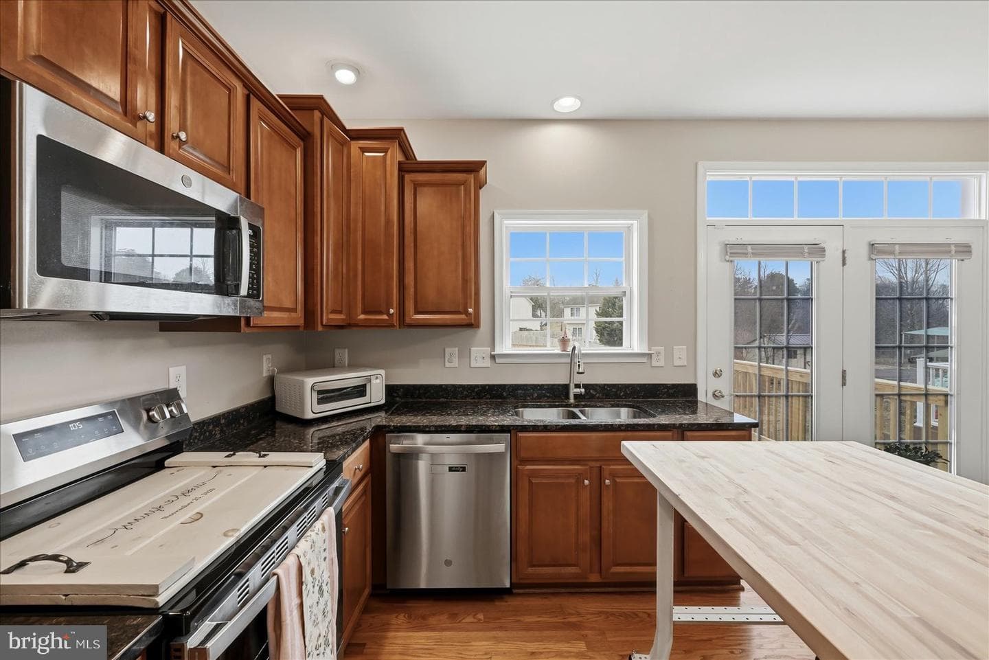 75 Babylonica Court photo 21