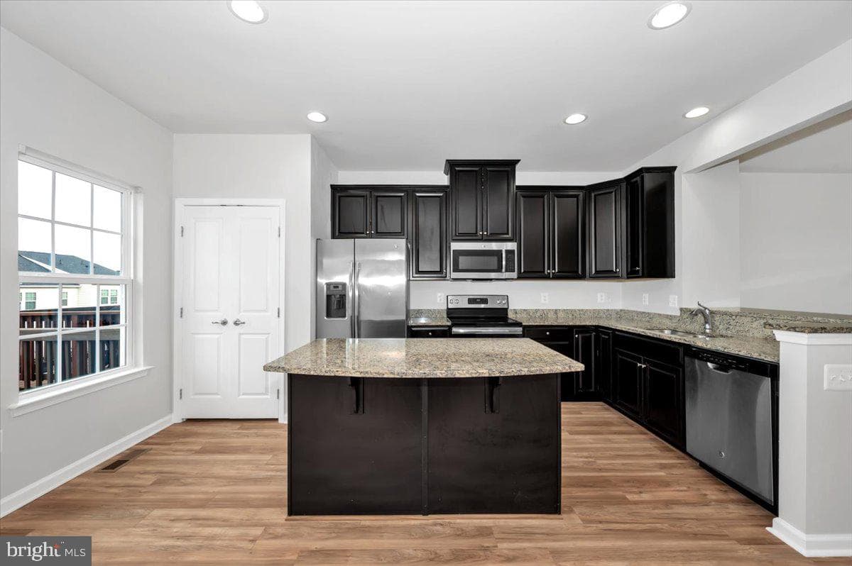 105 Montreal Way photo 22
