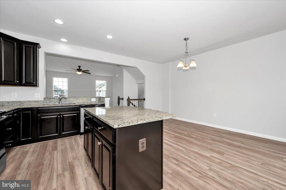 105 Montreal Way photo 24