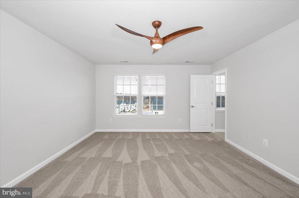 105 Montreal Way photo 36