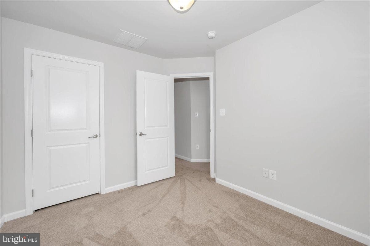 105 Montreal Way photo 41