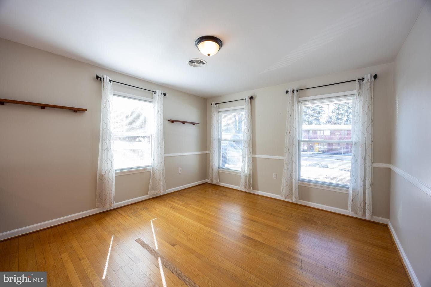 203 N Rosemont Avenue photo 47