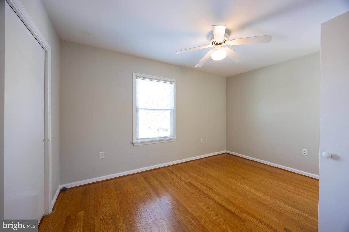 203 N Rosemont Avenue photo 55