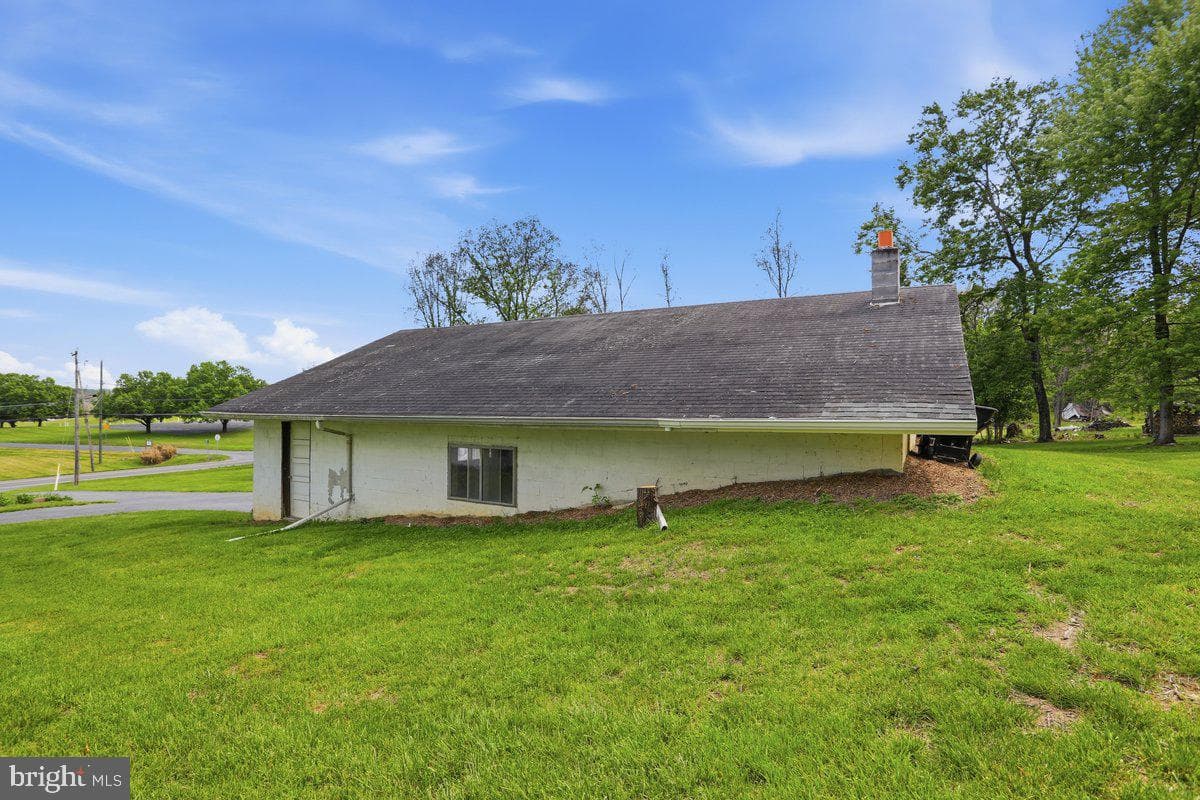 7941 Hedgesville Road photo 63