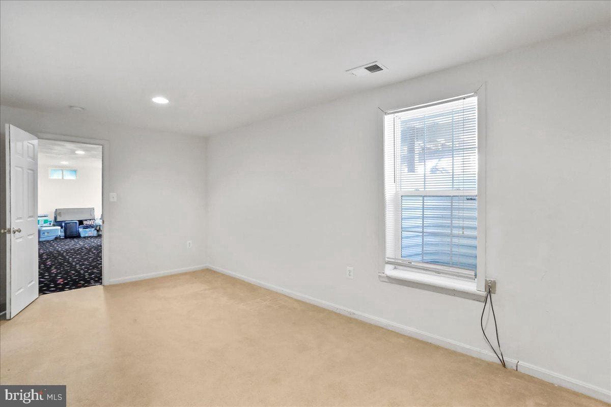 301 Fontana Circle photo 38