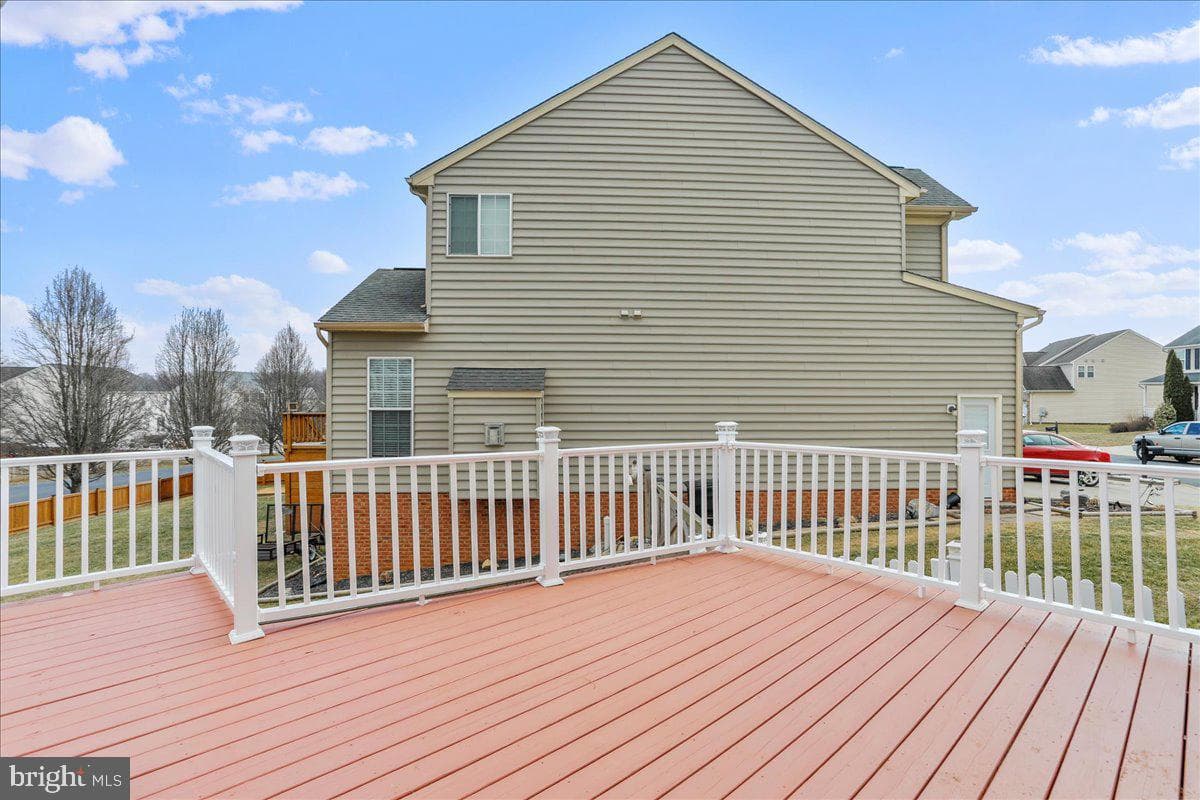 301 Fontana Circle photo 40