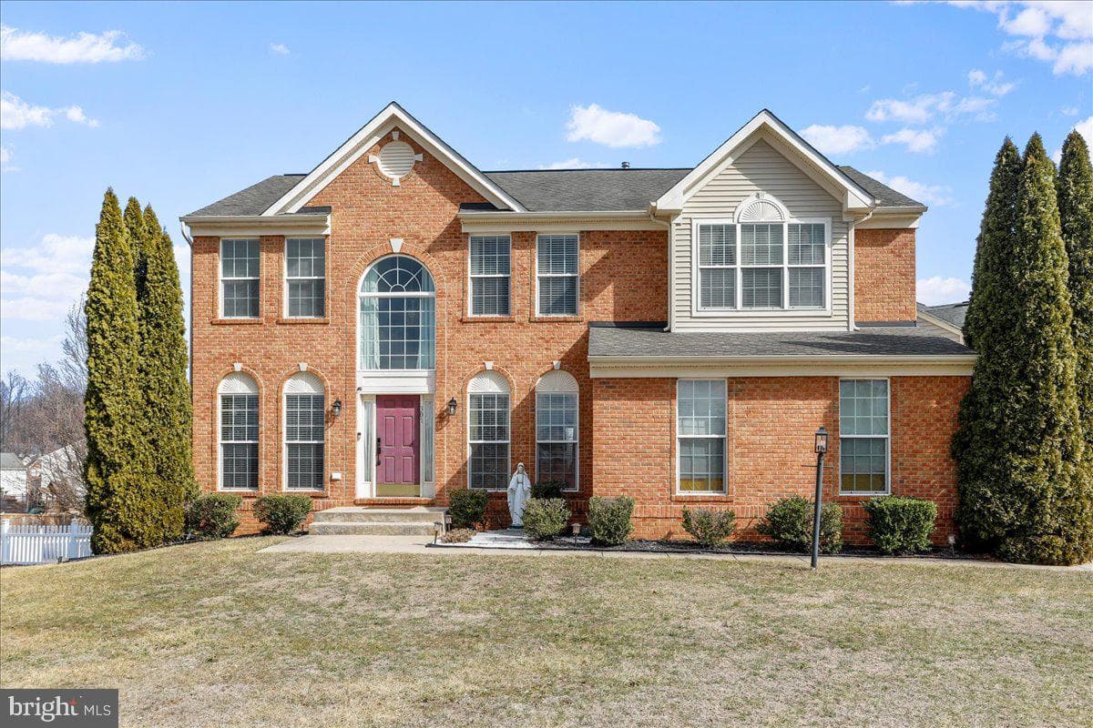 301 Fontana Circle photo 49