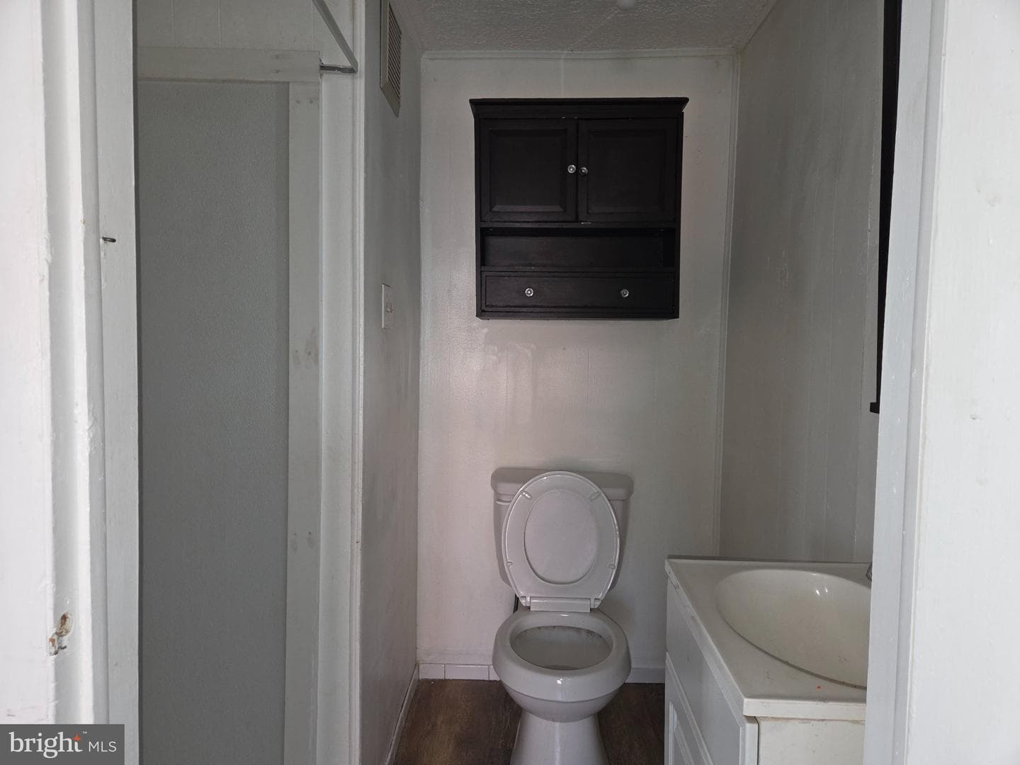 424 E Moler Avenue photo 8