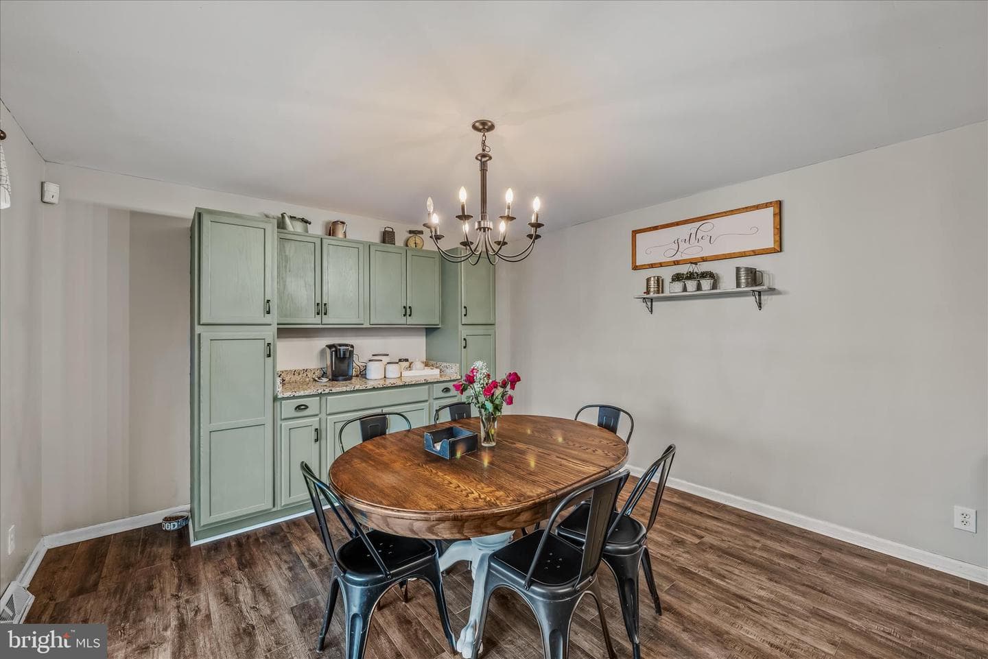 242 Driftwood Drive photo 16